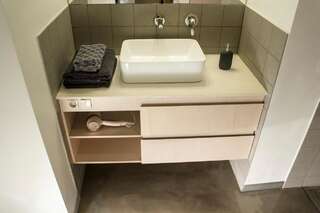 Апартаменты Mini Home Bookshop Studios Вильнюс Апартаменты - 1-й этаж-8